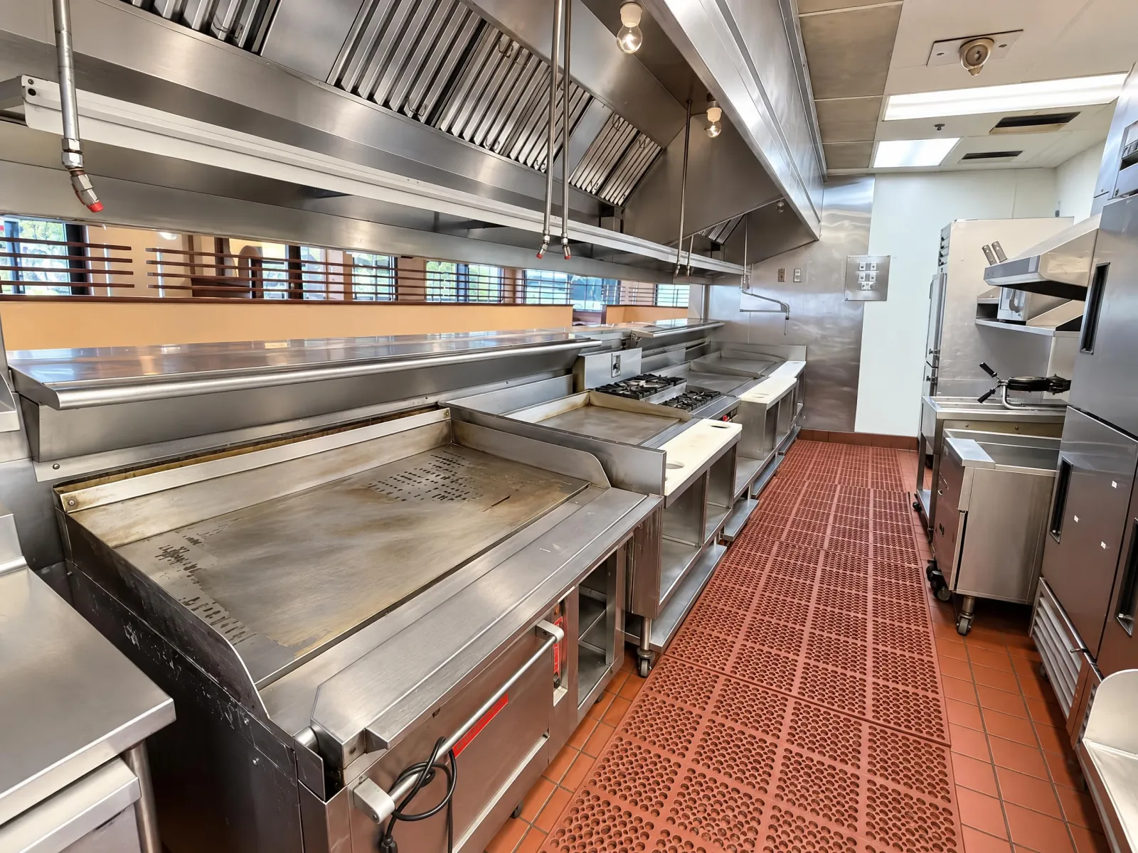 Retouched kitchen photo